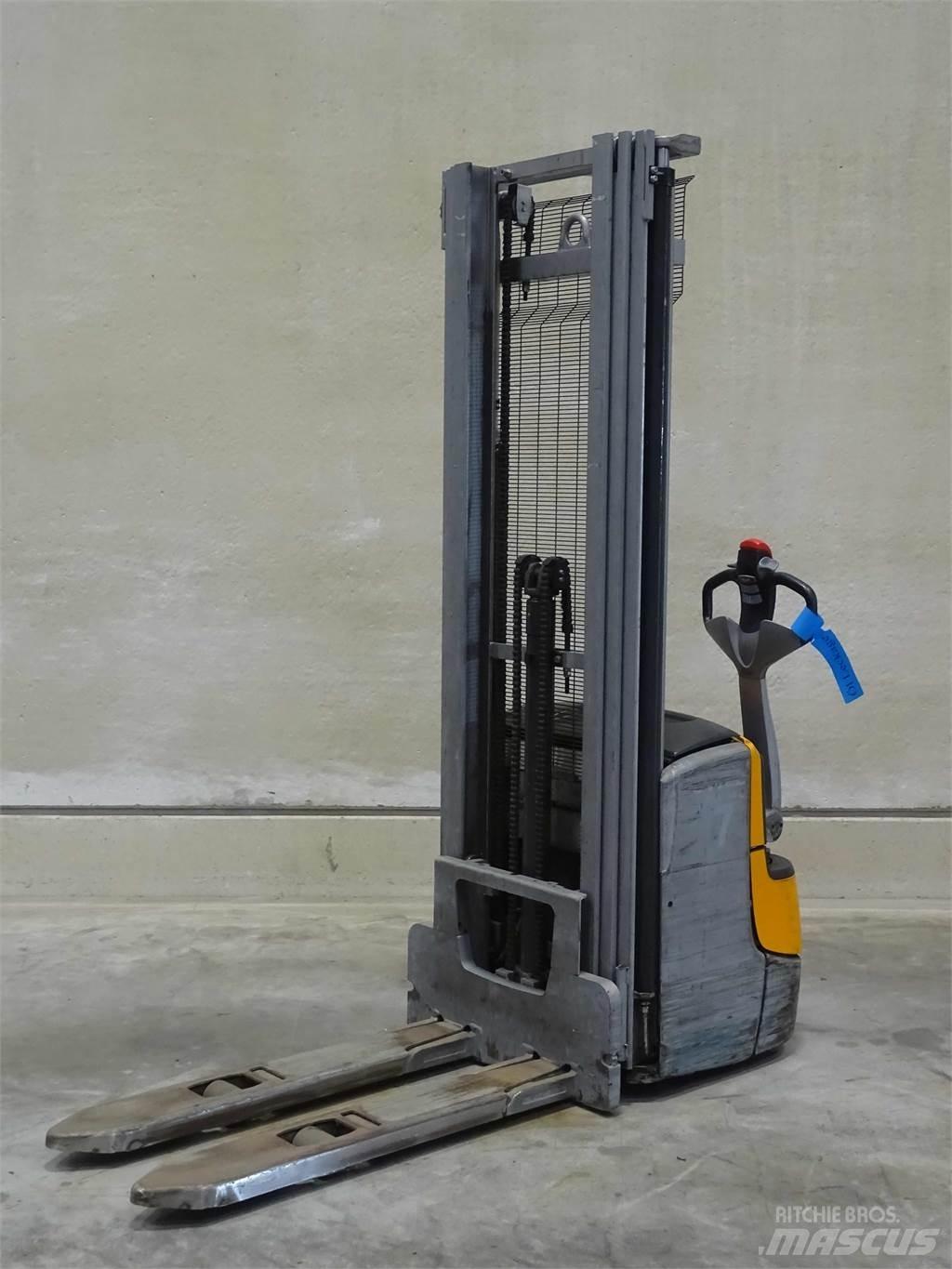 Still EXV14C Transpaleta manuala
