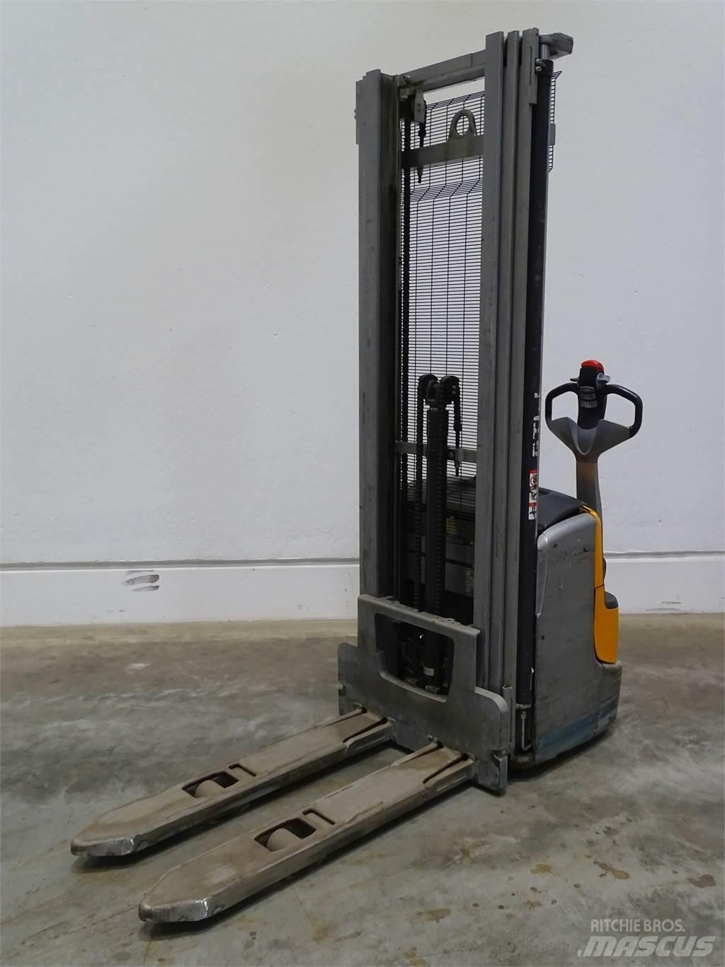 Still EXV14C Transpaleta manuala