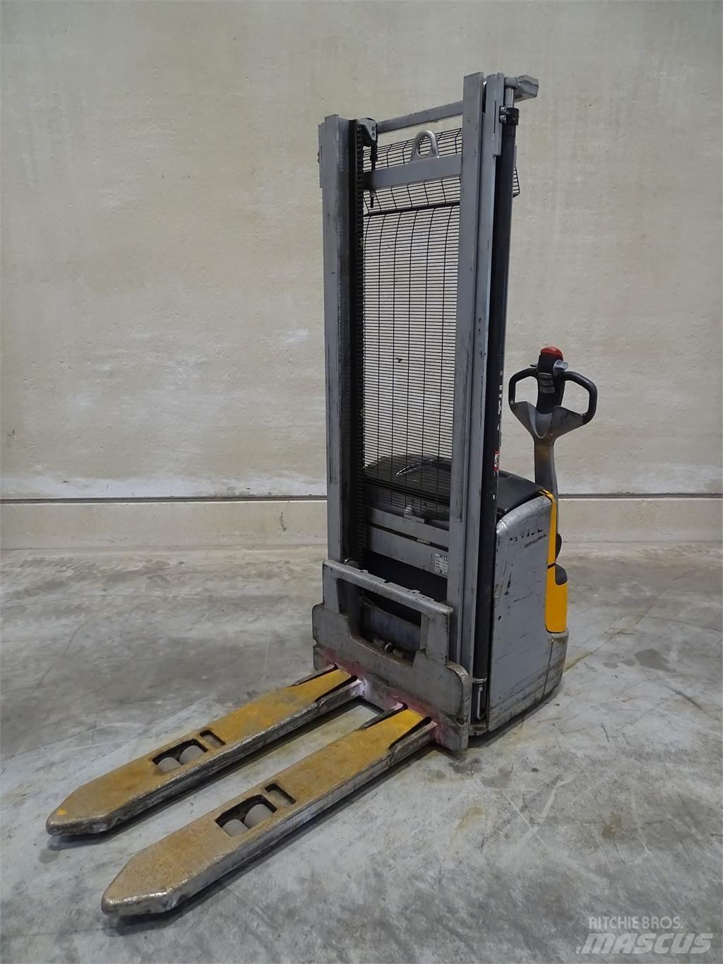 Still EXV14C Transpaleta manuala