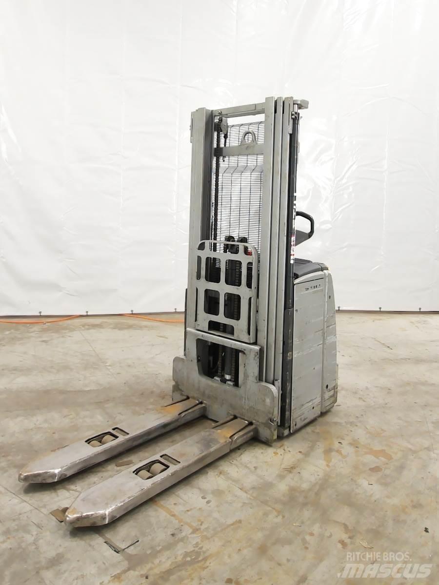 Still EXV16 Transpaleta manuala