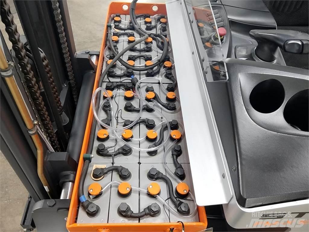 Still FM-X10 Stivuitor cu catarg retractabil