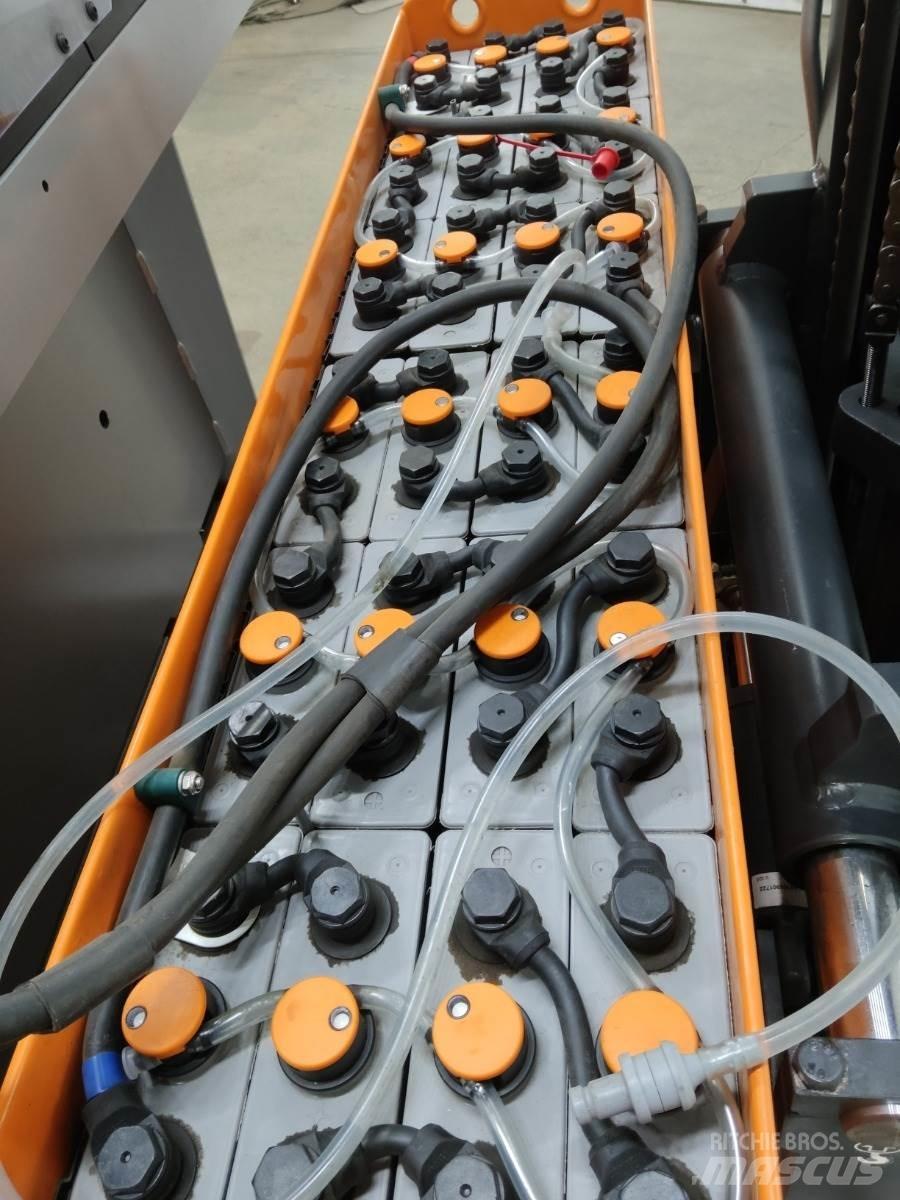Still FM-X10 Stivuitor cu catarg retractabil