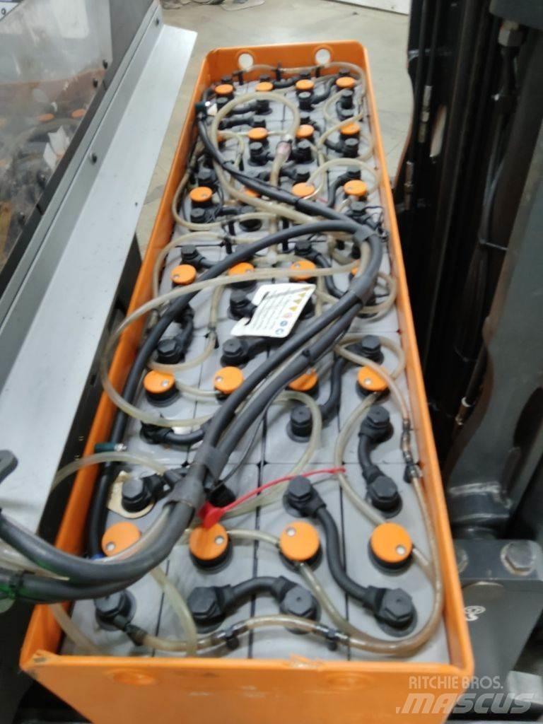 Still FM-X14 Stivuitor cu catarg retractabil