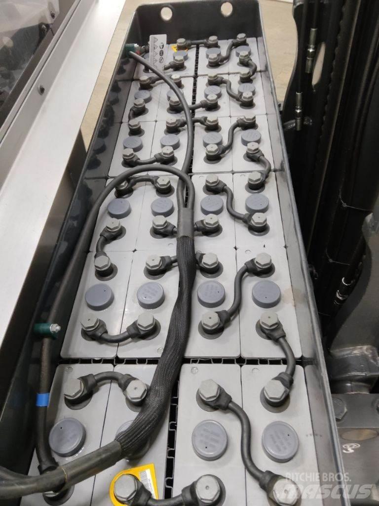 Still FM-X14 Stivuitor cu catarg retractabil