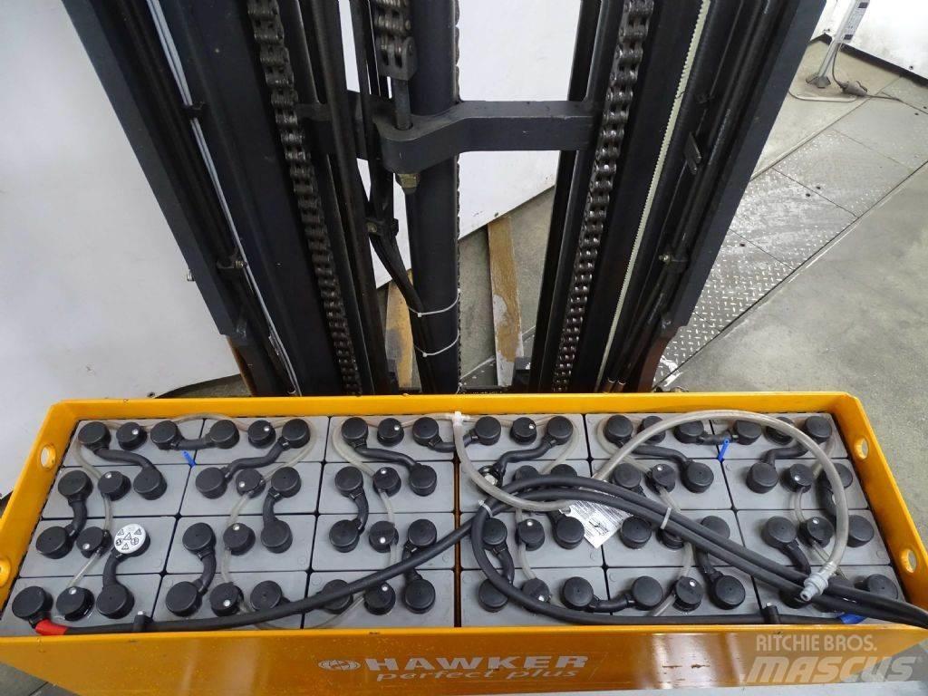 Still FM-X14 Stivuitor cu catarg retractabil