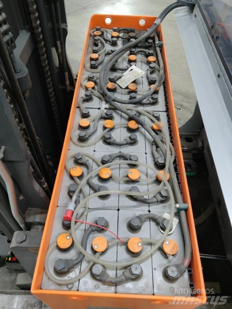 Still FM-X14 Stivuitor cu catarg retractabil