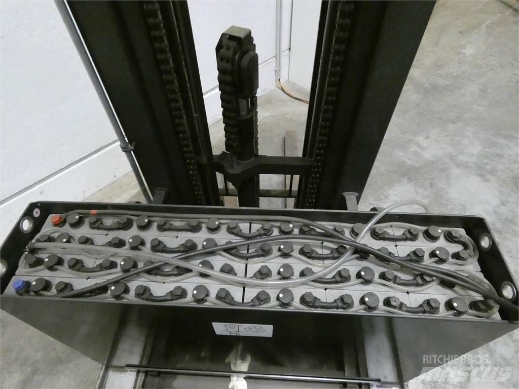 Still FM-X14 Stivuitor cu catarg retractabil