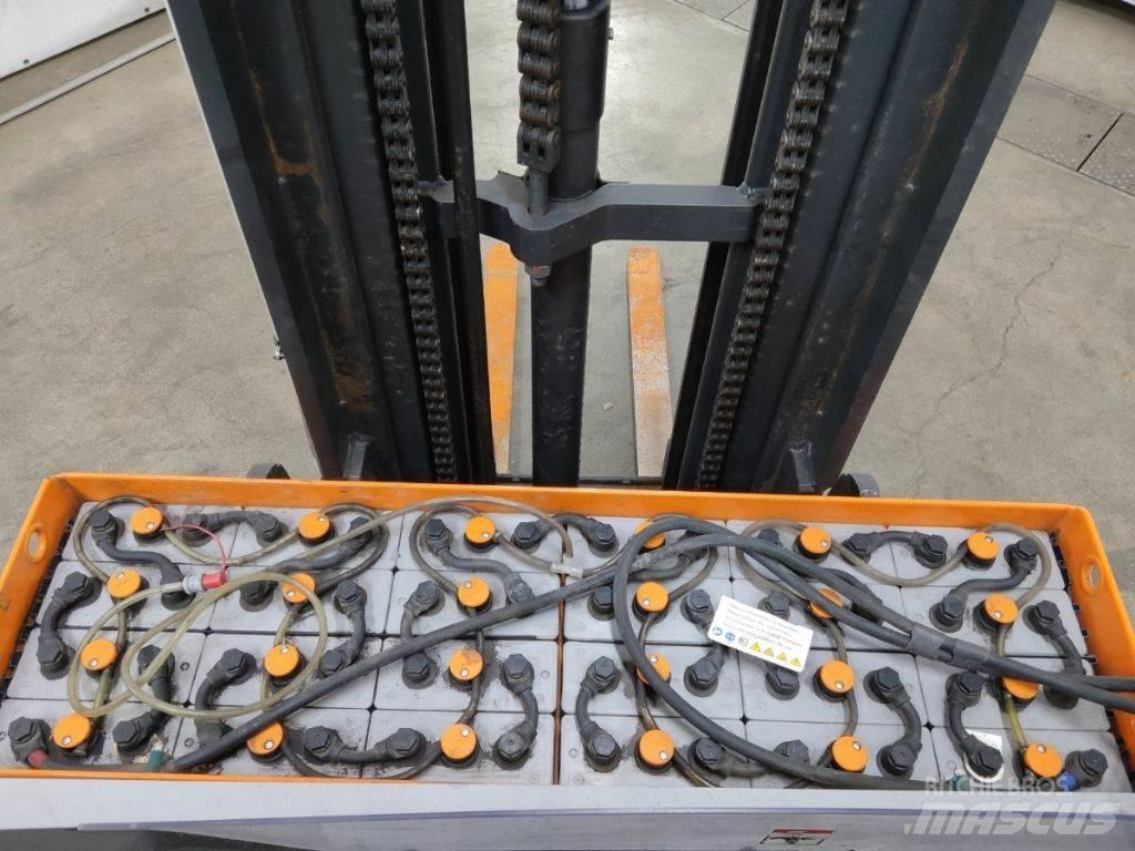 Still FM-X14 Stivuitor cu catarg retractabil