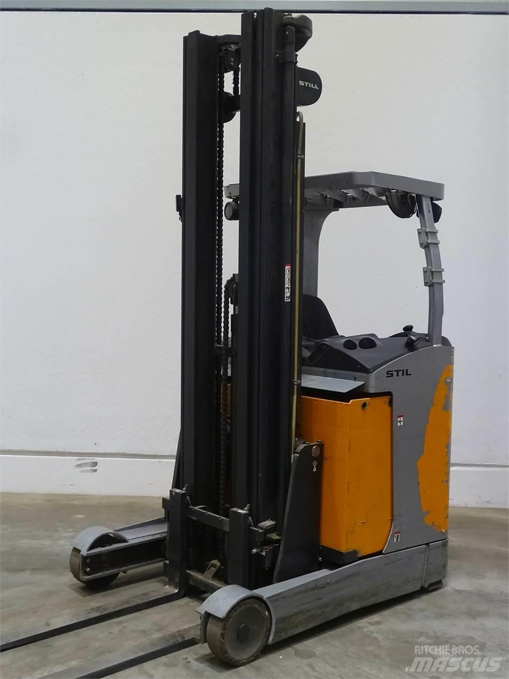 Still FM-X14 Stivuitor cu catarg retractabil