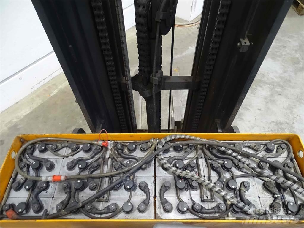 Still FM-X14 Stivuitor cu catarg retractabil