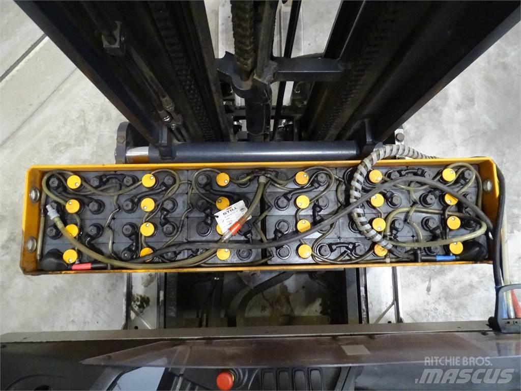 Still FM-X14 Stivuitor cu catarg retractabil