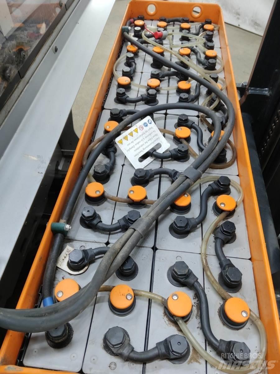 Still FM-X14 Stivuitor cu catarg retractabil