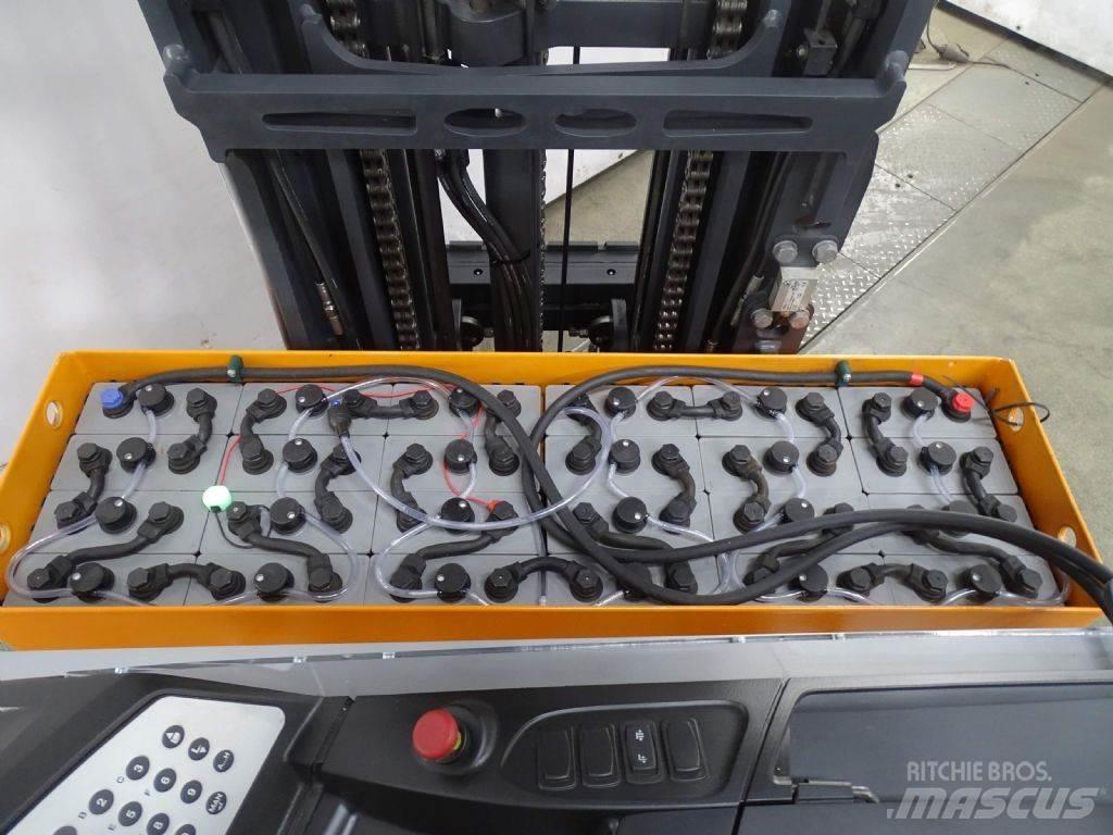 Still FM-X17 Stivuitor cu catarg retractabil