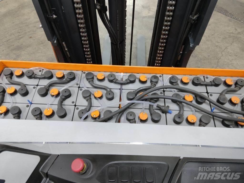 Still FM-X17 Stivuitor cu catarg retractabil