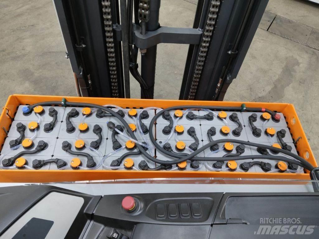 Still FM-X17 Stivuitor cu catarg retractabil