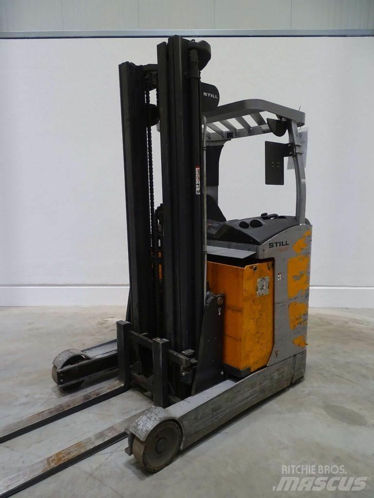 Still FM-X17 Stivuitor cu catarg retractabil