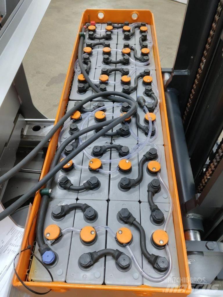 Still FM-X17 Stivuitor cu catarg retractabil