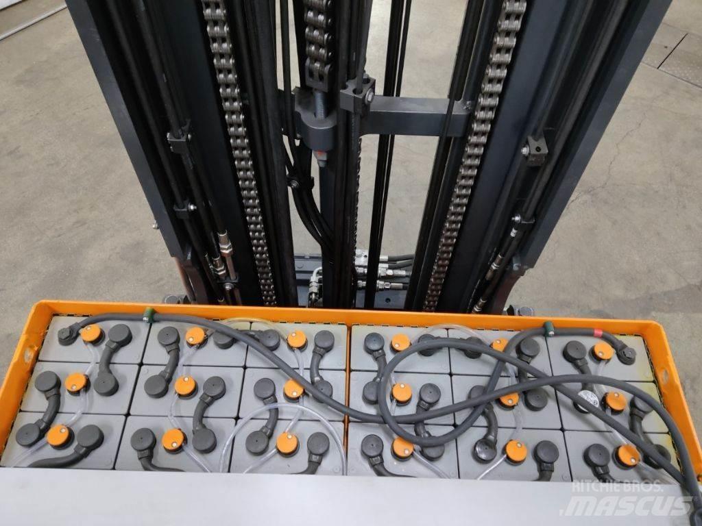 Still FM-X17 Stivuitor cu catarg retractabil