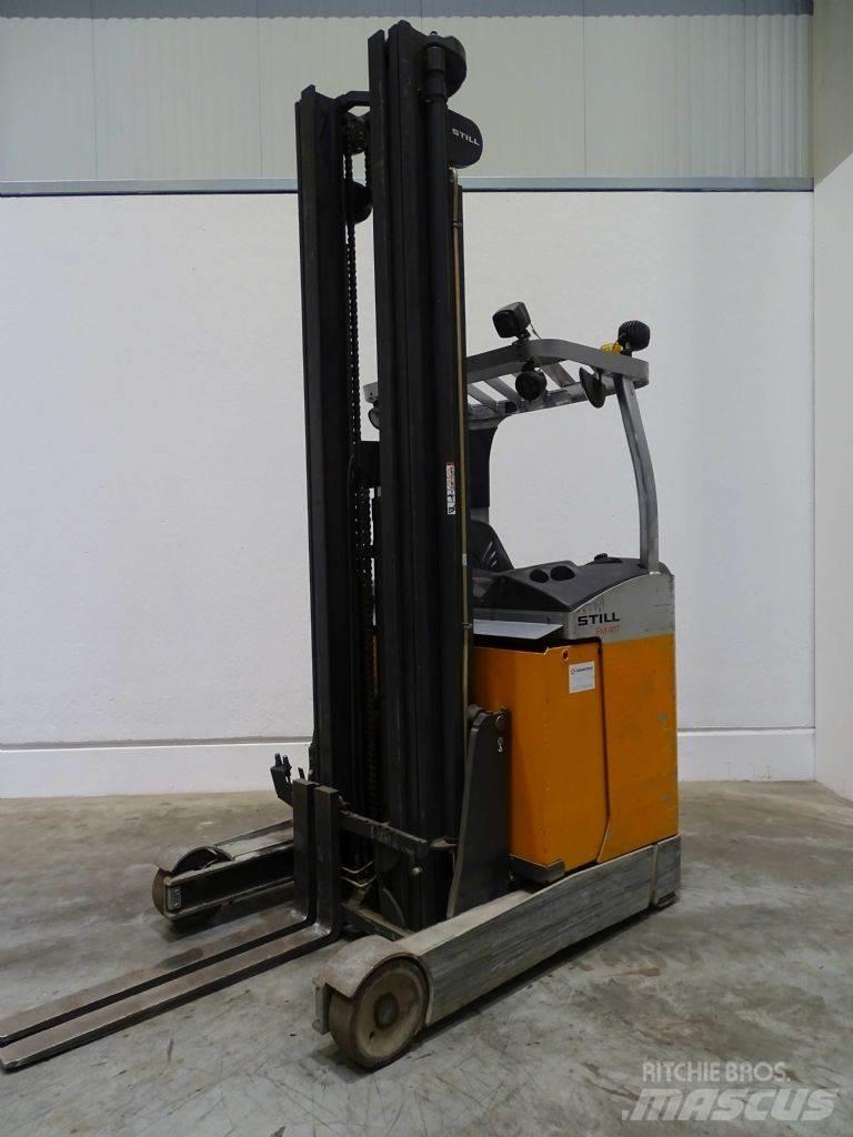 Still FM-X17 Stivuitor cu catarg retractabil