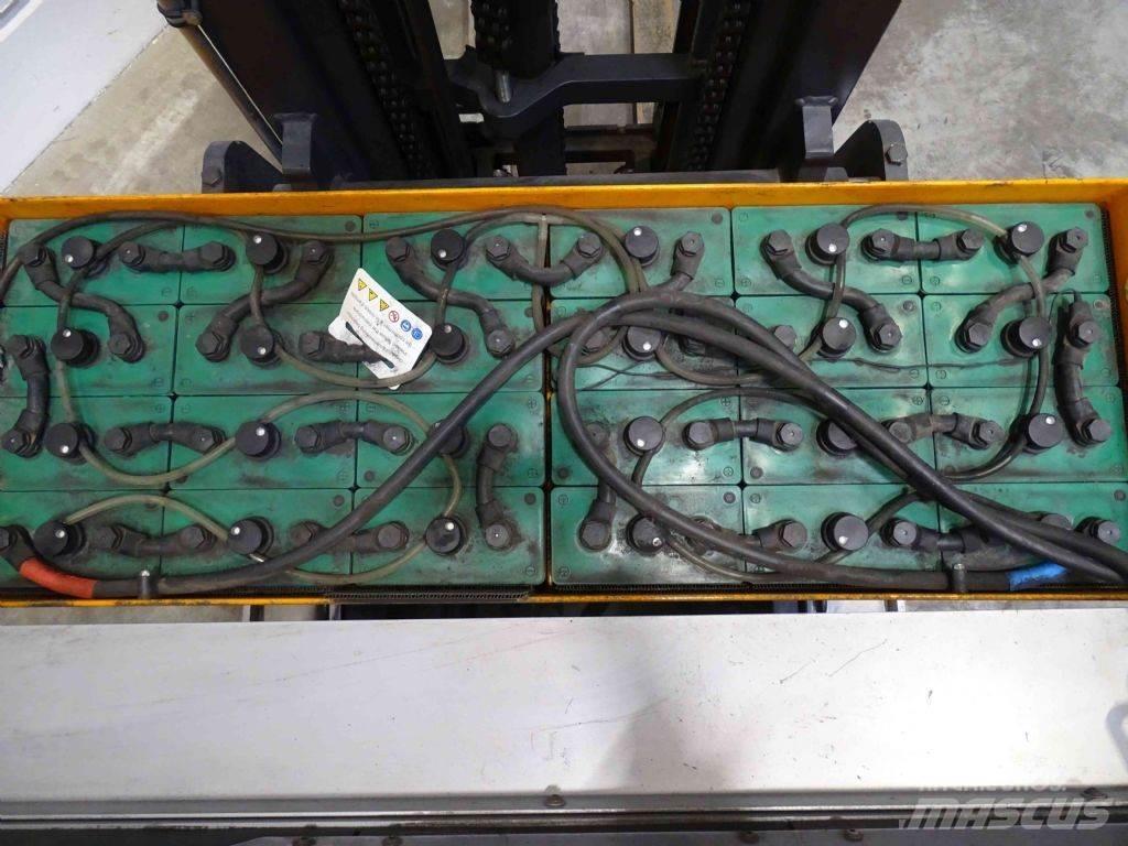 Still FM-X17 Stivuitor cu catarg retractabil
