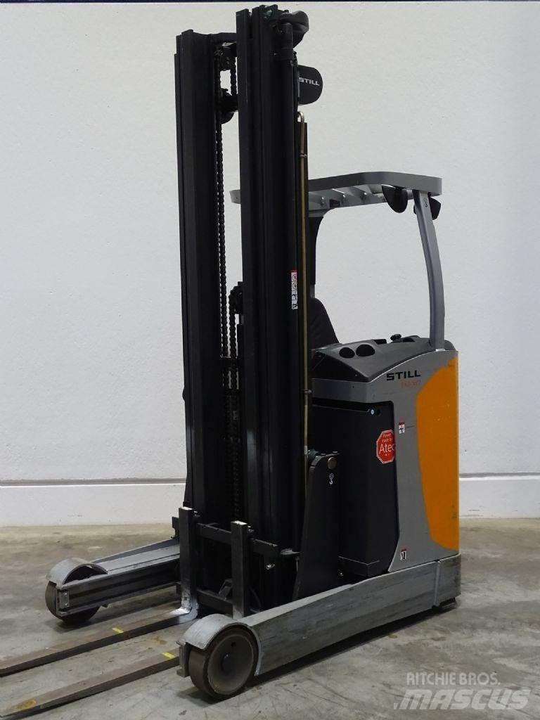 Still FM-X17 Stivuitor cu catarg retractabil