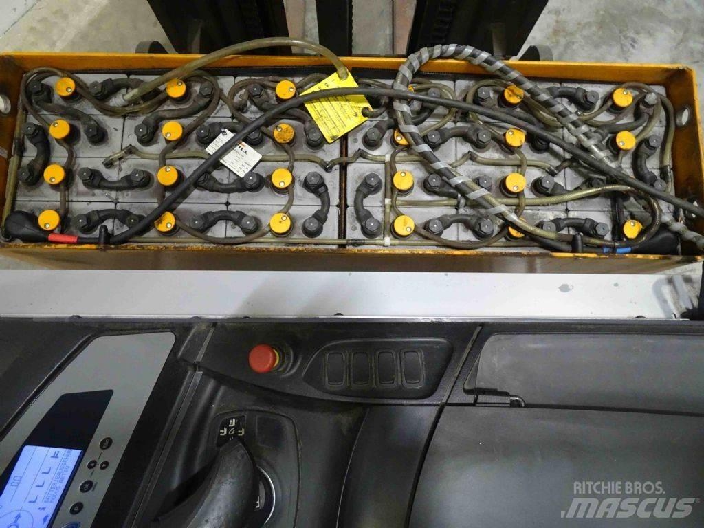 Still FM-X17 Stivuitor cu catarg retractabil