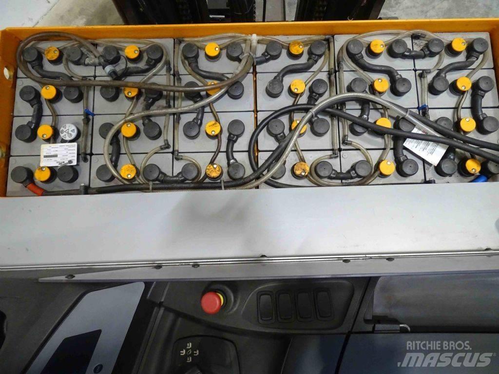 Still FM-X17 Stivuitor cu catarg retractabil