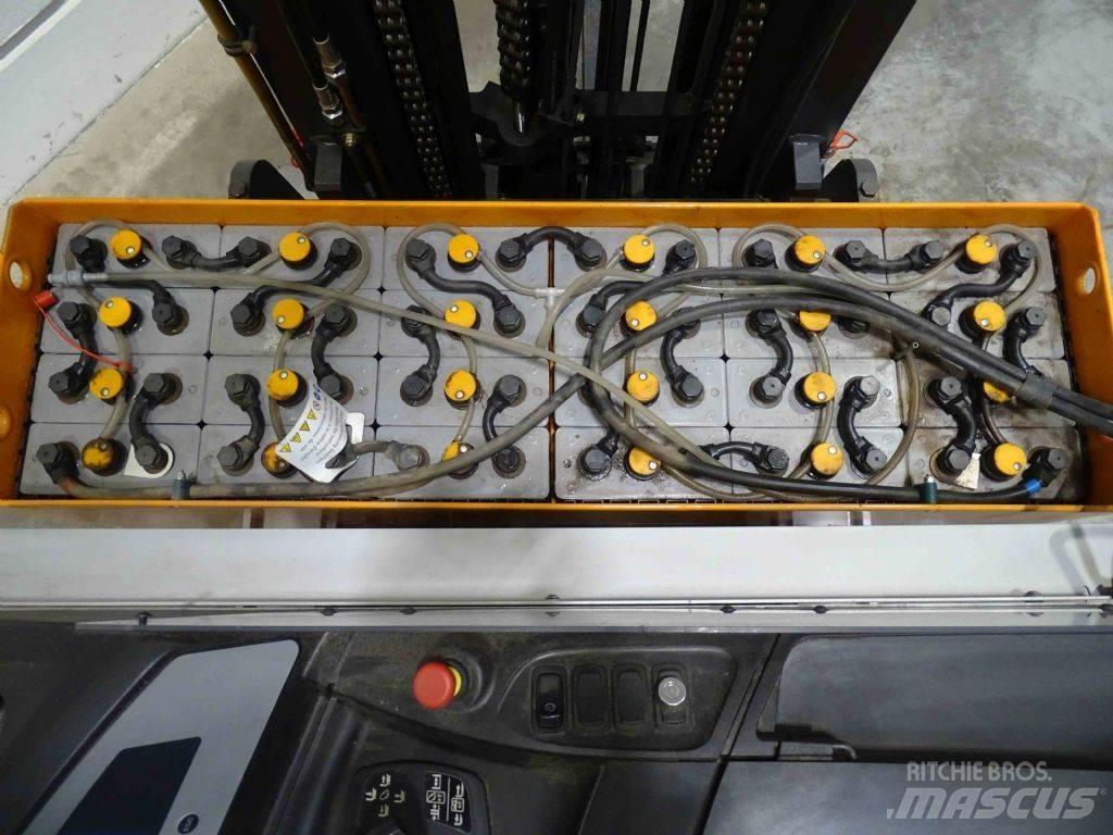 Still FM-X17 Stivuitor cu catarg retractabil