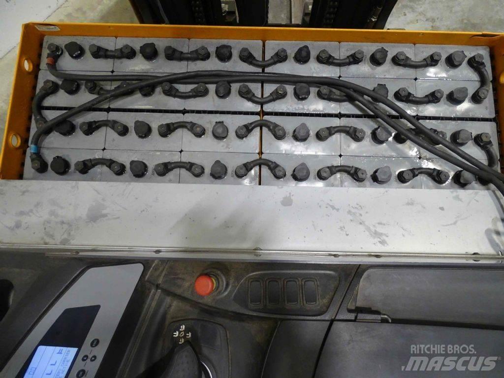 Still FM-X17 Stivuitor cu catarg retractabil