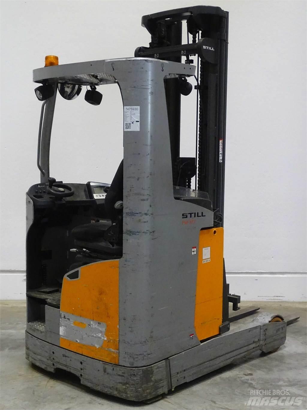 Still FM-X17 Stivuitor cu catarg retractabil