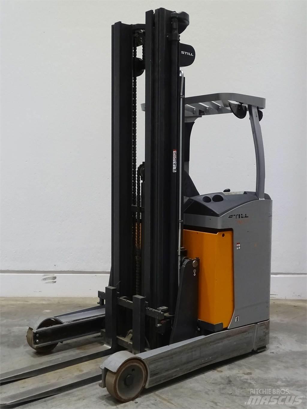 Still FM-X17 Stivuitor cu catarg retractabil