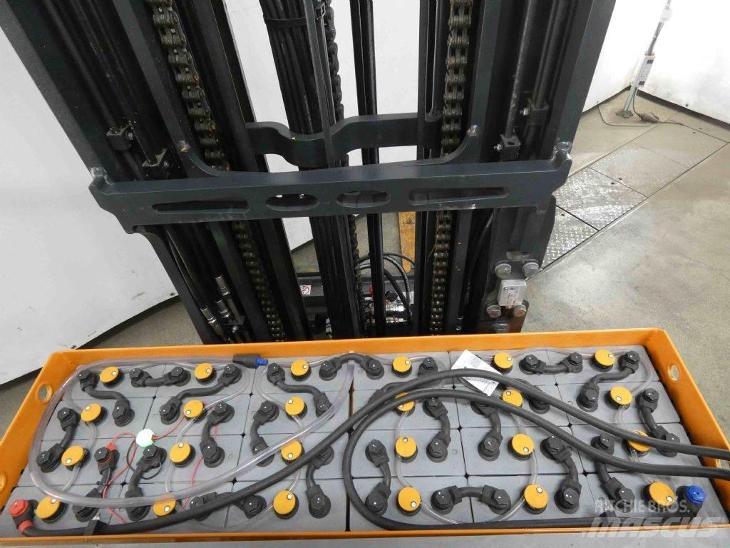 Still FM-X17 Stivuitor cu catarg retractabil