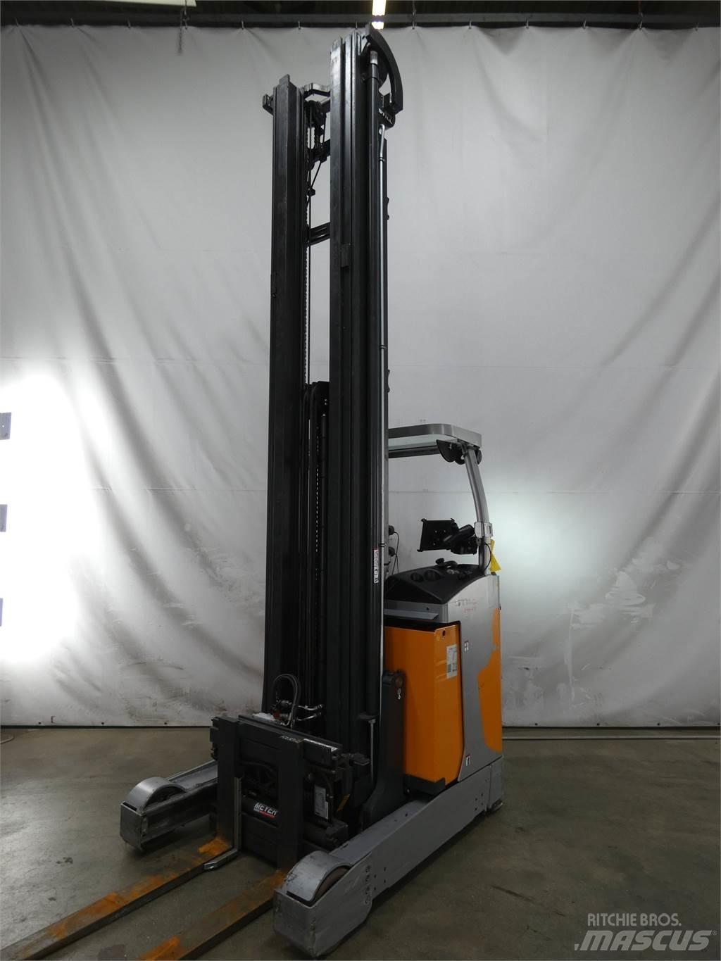 Still FM-X17 Stivuitor cu catarg retractabil