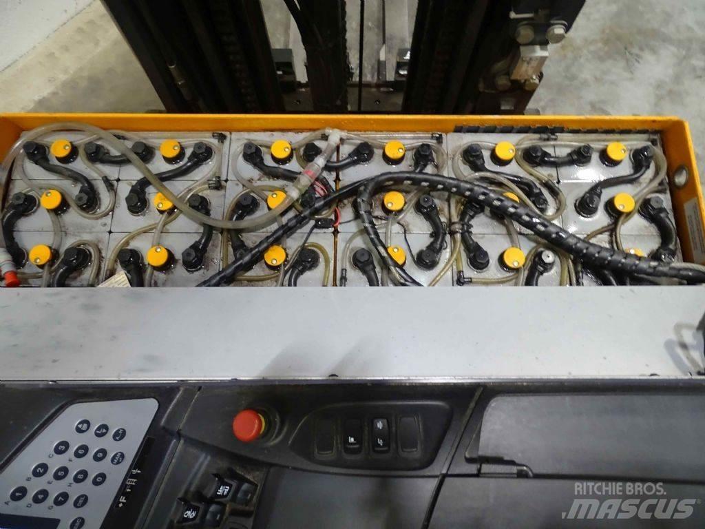 Still FM-X17 Stivuitor cu catarg retractabil