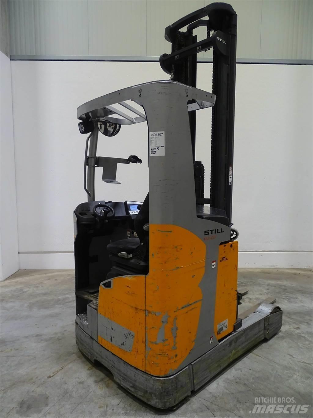 Still FM-X17 Stivuitor cu catarg retractabil