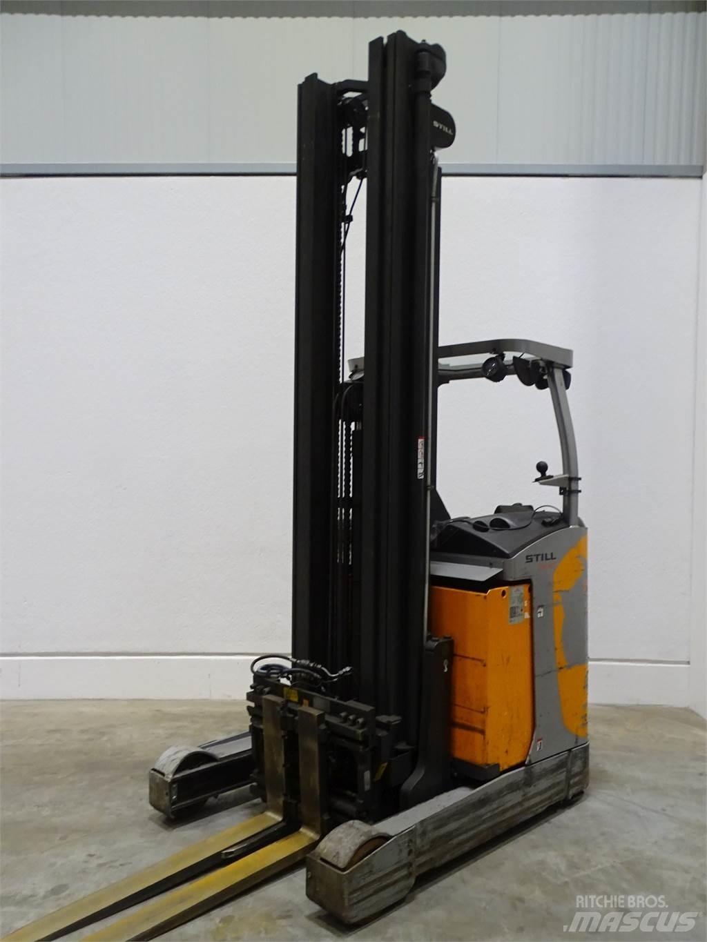Still FM-X17 Stivuitor cu catarg retractabil