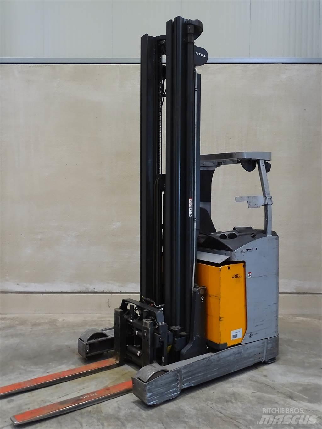 Still FM-X17 Stivuitor cu catarg retractabil
