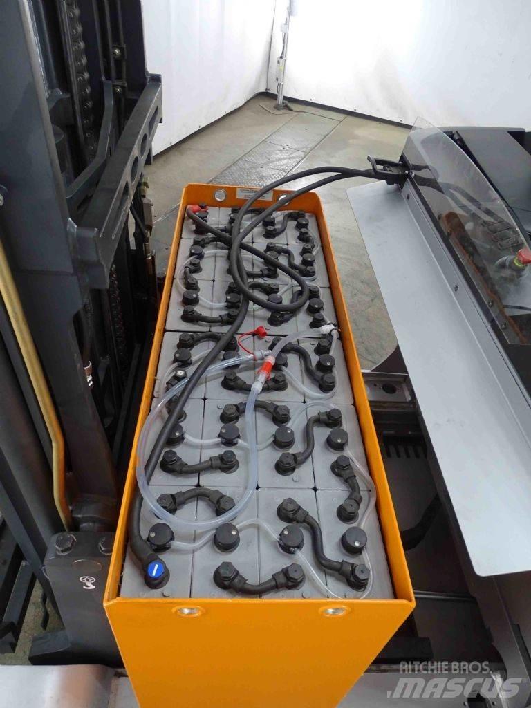 Still FM-X20 Stivuitor cu catarg retractabil
