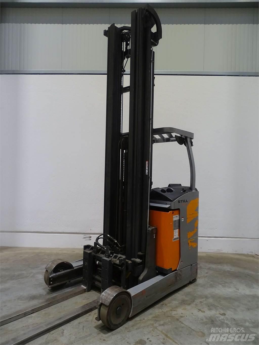Still FM-X20 Stivuitor cu catarg retractabil