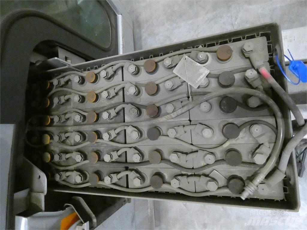 Still LTX70 Camioane de tractiune
