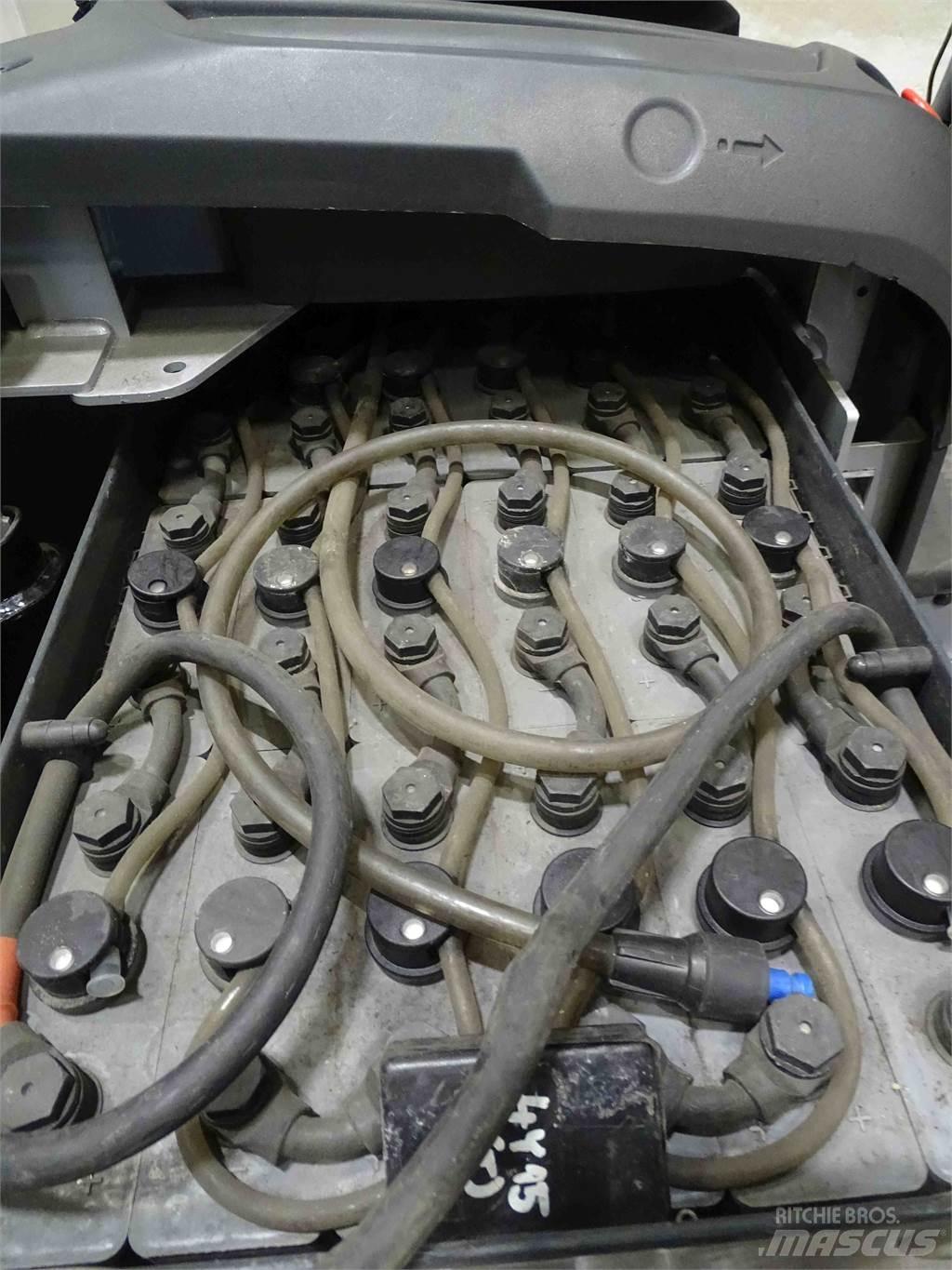 Still LTX70 Camioane de tractiune