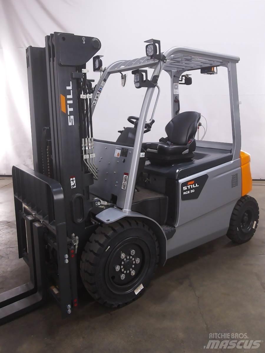 Still RCE30 Stivuitor electric