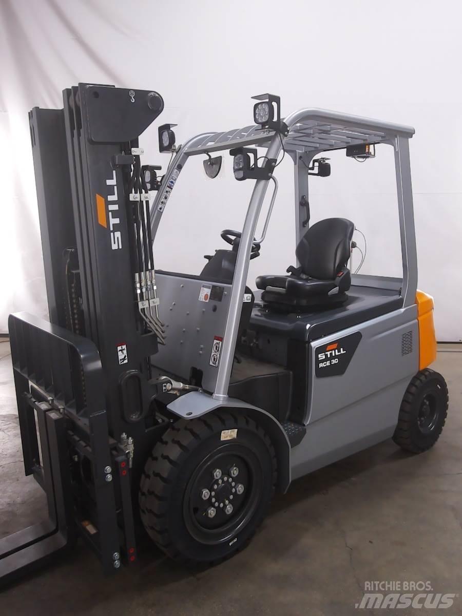 Still RCE30 Stivuitor electric