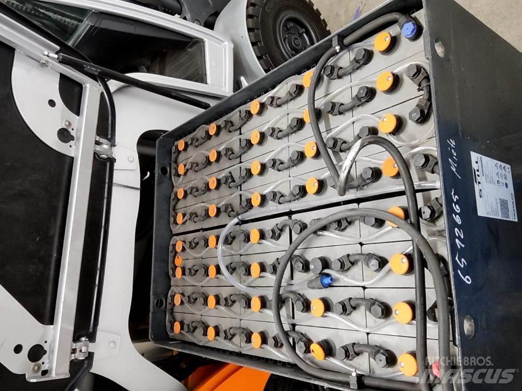Still RX60-25 Stivuitor electric