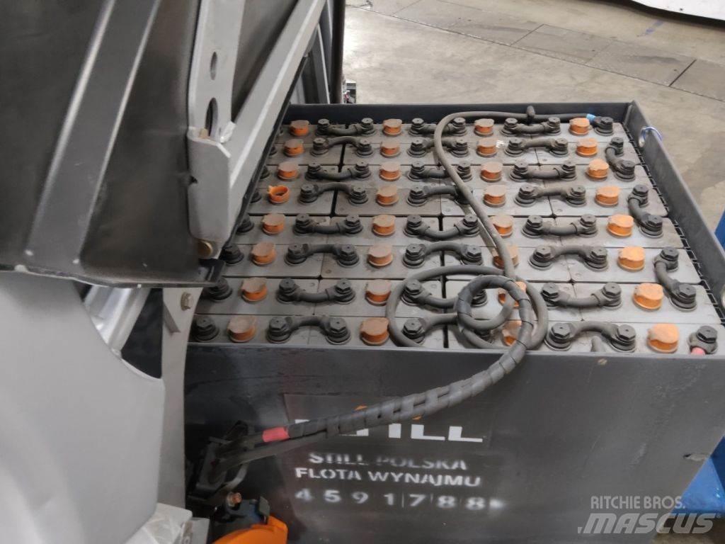 Still RX60-25 Stivuitor electric