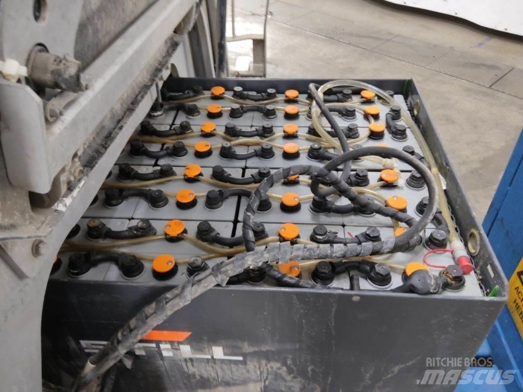 Still RX60-25 Stivuitor electric