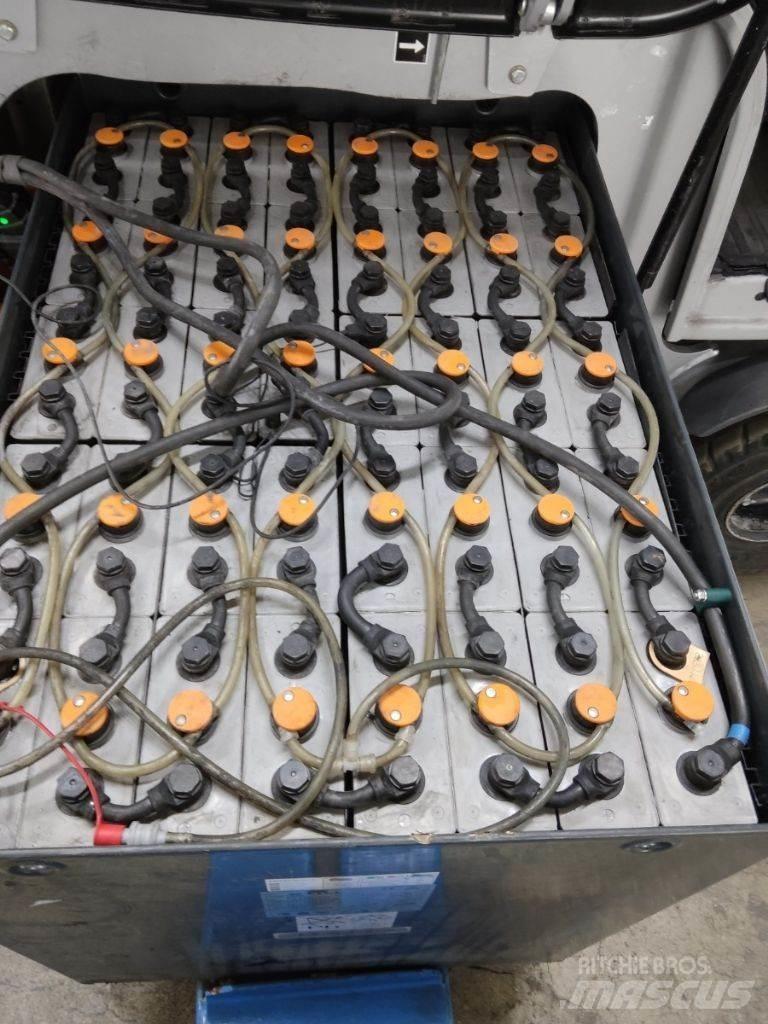 Still RX60-25 Stivuitor electric