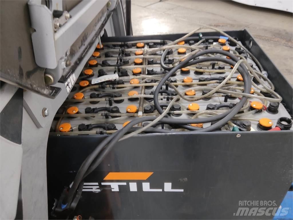 Still RX60-25 Stivuitor electric