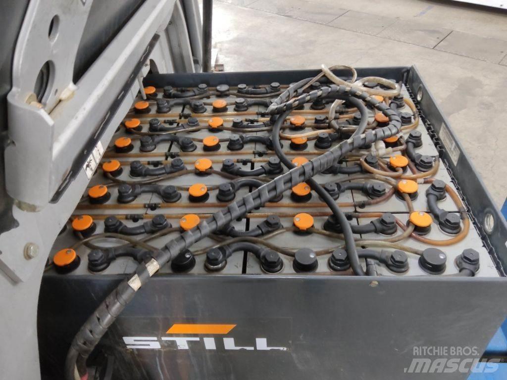 Still RX60-25 Stivuitor electric