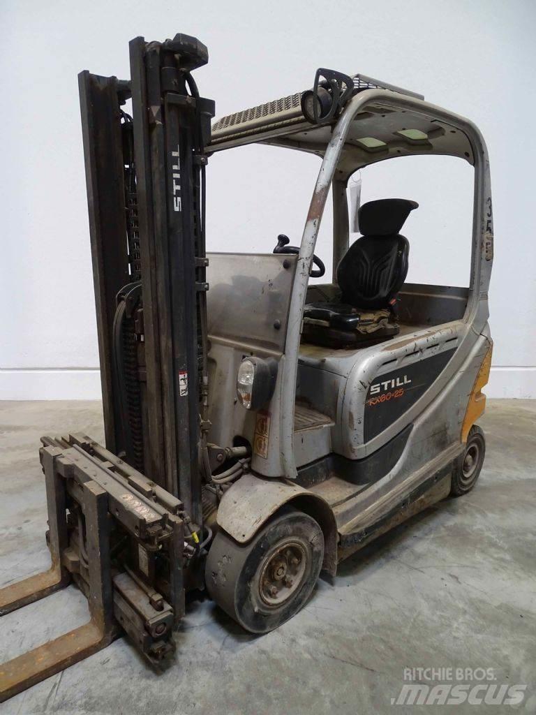 Still RX60-25 Stivuitor electric